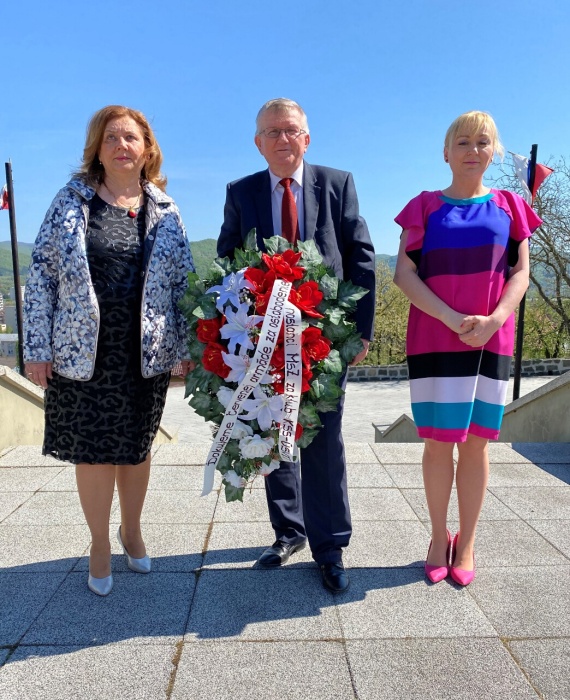 Anna Sotáková, Ivan Hopta a Luciána Hoptová