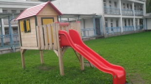 Nové doplnky v areáli MŠ Třebičska