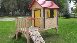 Nové doplnky v areáli MŠ Třebičska