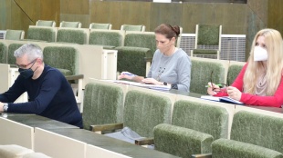 Peter Vachula (ZŠ Pugačevova), Katarína Sninčáková (ZŠ SNP 1) a Adriana Bodová (ZŠ Darg. hrdinov ,
