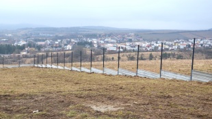Oplotenie v severozápadnej časti cintorína