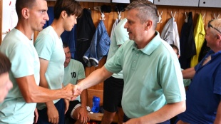Miloš Meričko navštívil futbalistov v šatni