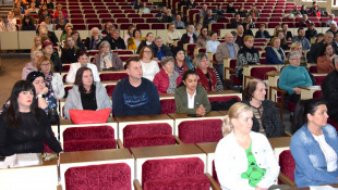 Zasadnutie zapisovateľov a členov komisií